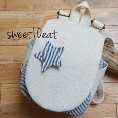 お名前刺繍入り星のブローチベビーリュック(ストライプ柄)